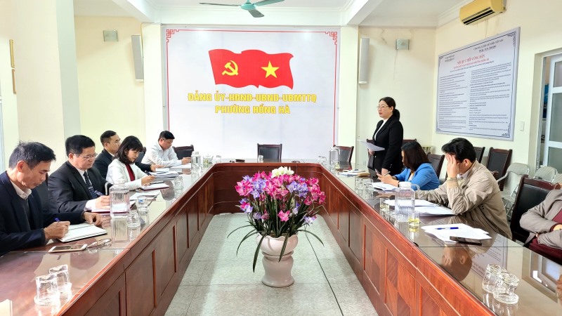 Khảo sát tình hình thực hiện các chính sách an sinh - xã hội nhân dịp Tết Quý Mão 2023 trên địa bàn phường Hồng Hà.